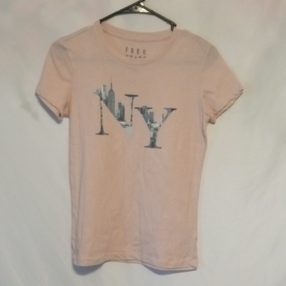 Women's Pink Graphic Free State Tee